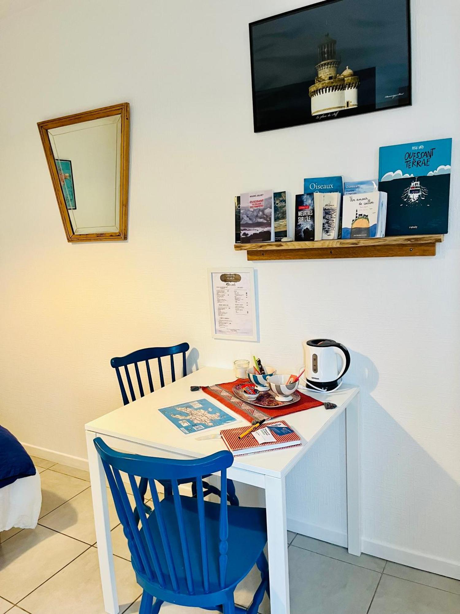 L'Atelier De Mezareun Bed & Breakfast Ushant Ngoại thất bức ảnh