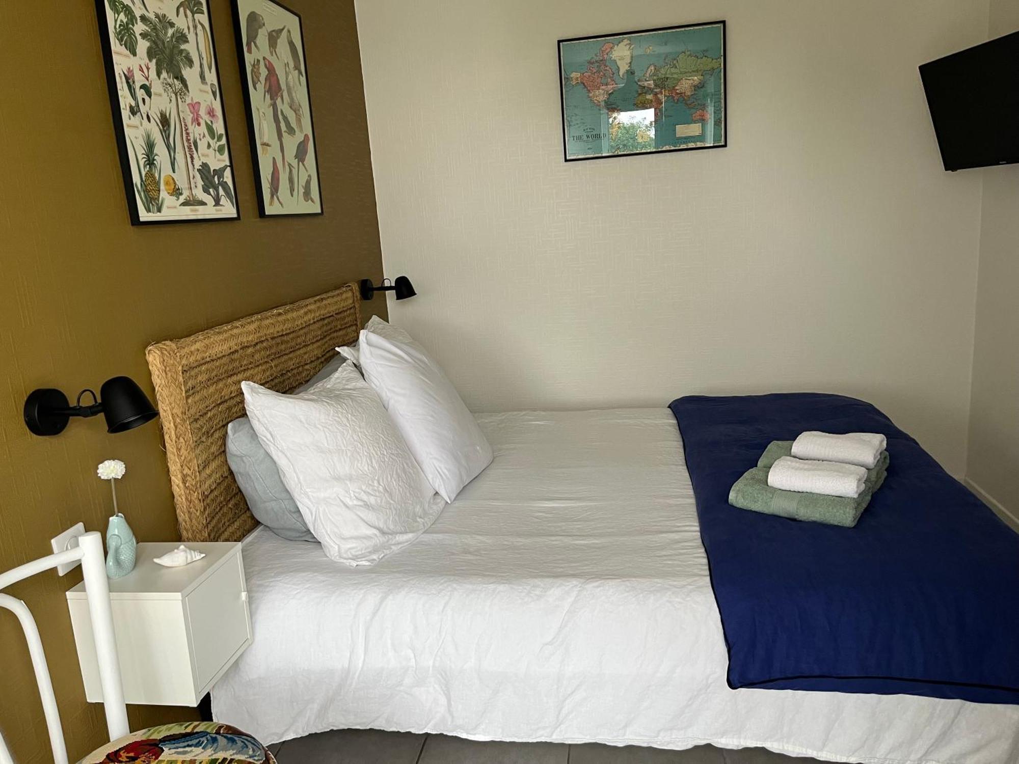 L'Atelier De Mezareun Bed & Breakfast Ushant Ngoại thất bức ảnh
